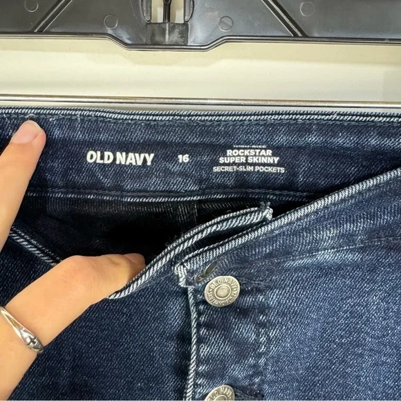 Old Navy High rise rockstar super skinny dark wash button fly denim jeans - Picture 4 of 5